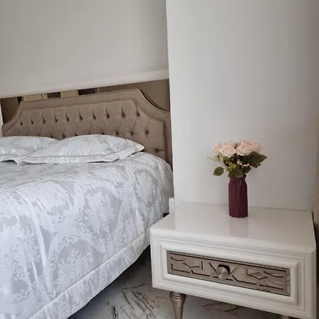 Apartament Уютные Апартаменты В Euro Residence *